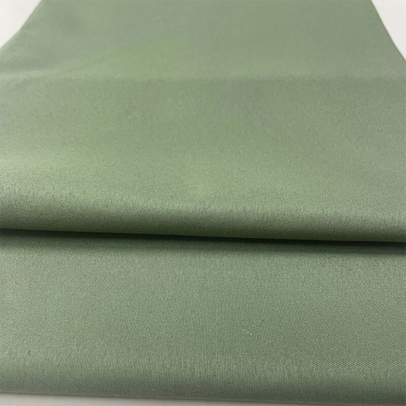 Draperii blackout verde kaki Draperii blackout verde kaki