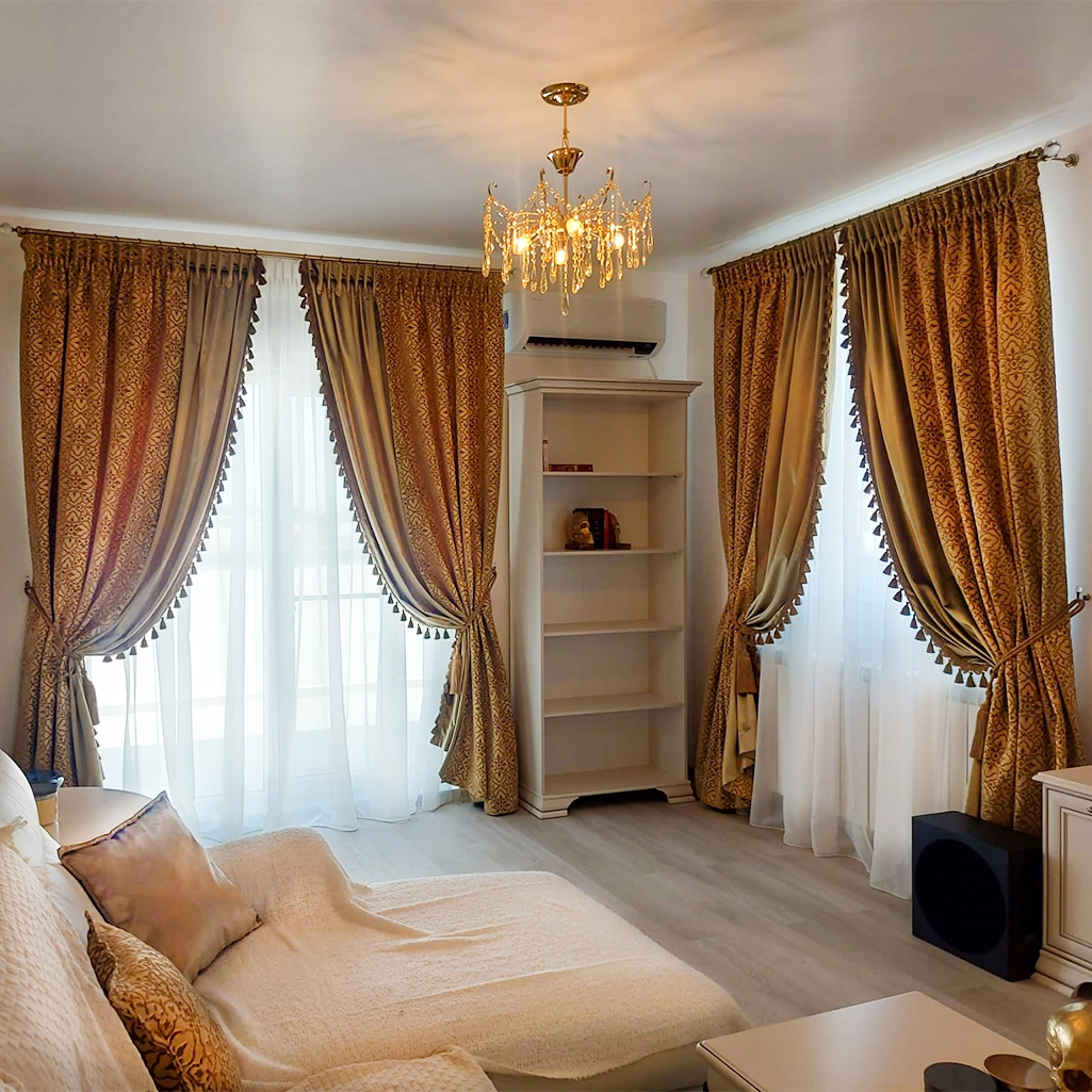 Draperie din doua nuante de catifea Draperie din doua nuante de catifea