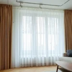 Perdele pentru</br>ferestre mari.</br>Ce functioneaza</br>cu adevarat</br>in casele moderne